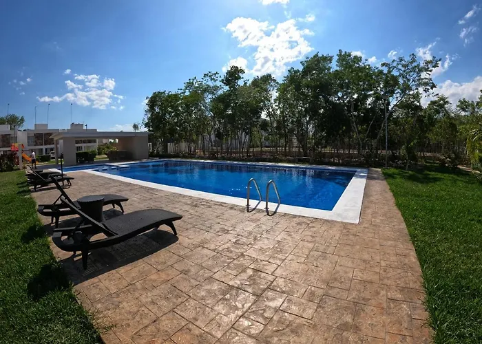 Familiar En Con Alberca Villa Playa del Carmen